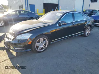 2013 Mercedes-Benz S-Class S 550 with VIN WDDNG7DB0DA506522, listed as a Copart auction lot 89331525 with 96,495 mi miles and Salvage Title. Bid and sale history available at carsss.com. Image 1.