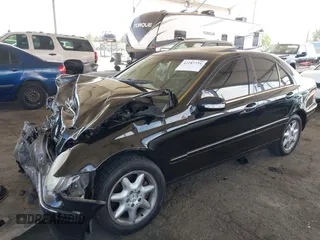 2004 Mercedes-Benz C 320 z VIN WDBRF64JX4F522423, wystawiony jako IAAI lot #42287731 z przebiegiem Nie podano mil oraz . Historia ofert i sprzedaży dostępna na DreamBid. Obrazek 16.