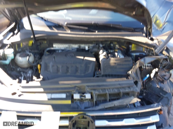 2020 Volkswagen Tiguan SE with VIN 3VV2B7AX5LM068627, listed as a IAAI auction lot 41590858 with 81,020 mi miles. Bid and sale history available at carsss.com. Image 10.