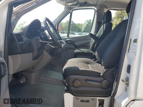 2017 Mercedes-Benz Sprinter with VIN WD4PE7CD4HP383635, listed as a Copart auction lot 74602564 with 24,231 mi miles and Non Repairable. Bid and sale history available at DreamBid. Image 7.