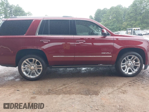 2020 GMC Yukon Denali with VIN 1GKS2CKJ5LR129592, listed as a IAAI auction lot 39806304 with 71,125 mi miles. Bid and sale history available at carsss.com. Image 13.