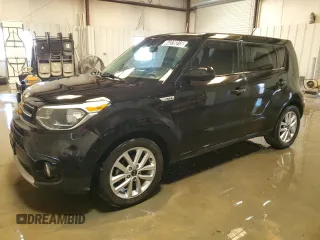 2019 Kia Soul + with VIN KNDJP3A56K7697227, listed as a Copart auction lot 44376015 with 83,160 mi miles and Clean Title. Bid and sale history available at carsss.com. Image 1.