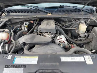 2000 Chevrolet Silverado 1500 LS with VIN 2GCEK19T5Y1292800, listed as a IAAI auction lot 42005453 with 100,332 mi miles. Bid and sale history available at carsss.com. Image 10.