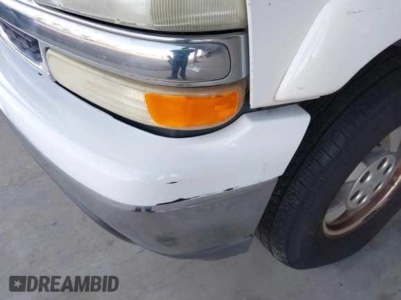 2005 Chevrolet Suburban LT with VIN 3GNEC16ZX5G193034, listed as a IAAI auction lot 41841728 with 247,251 mi miles and . Bid and sale history available at DreamBid. Image 6.