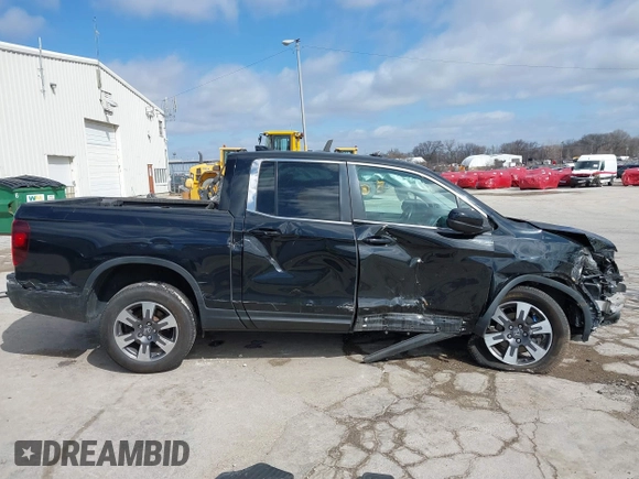 2019 Honda Ridgeline RTL z VIN 5FPYK3F50KB000027, wystawiony jako IAAI lot #41856522 z przebiegiem 98 590 mil mil oraz . Historia ofert i sprzedaży dostępna na DreamBid. Obrazek 14.