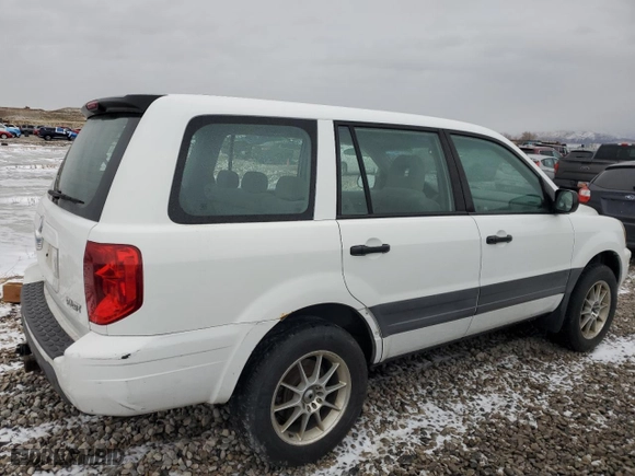 2004 Honda Pilot LX with VIN 2HKYF18144H558186, listed as a Copart auction lot 45425235 with 203,350 mi miles and Clean Title. Bid and sale history available at carsss.com. Image 3.
