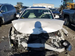 2017 Buick Regal Premium II with VIN 2G4GR5GX1H9125512, listed as a Copart auction lot 81146814 with 69,692 mi miles and Salvage Title. Bid and sale history available at carsss.com. Image 5.