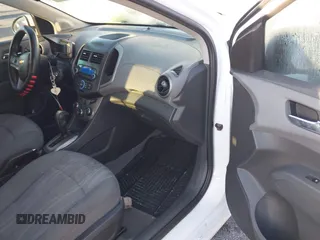 2014 Chevrolet Sonic LT with VIN 1G1JC6SH8E4231285, listed as a IAAI auction lot 41680059 with 167,666 mi miles. Bid and sale history available at carsss.com. Image 5.