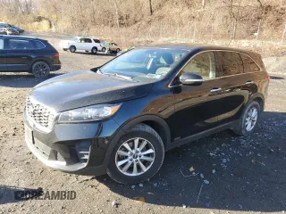 2019 Kia Sorento LX with VIN 5XYPGDA31KG560228, listed as a Copart auction lot 82094264 with 121,907 mi miles and Salvage Title. Bid and sale history available at carsss.com. Image 1.