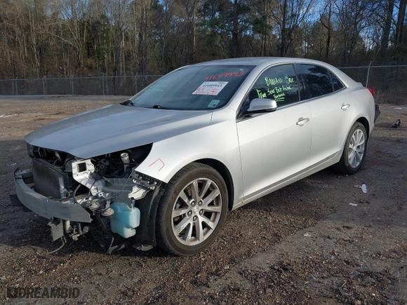 2013 Chevrolet Malibu LT with VIN 1G11E5SA5DF170326, listed as a IAAI auction lot 41689943 with 137,206 mi miles. Bid and sale history available at carsss.com. Image 2.