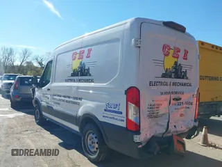 2018 Ford Transit with VIN 1FTYR1CM2JKB28906, listed as a IAAI auction lot 40822222 with 130,094 mi miles and . Bid and sale history available at DreamBid. Image 3.
