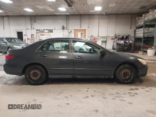 2005 Honda Accord LX z VIN 1HGCM56425A133452, wystawiony jako IAAI lot #42343342 z przebiegiem 149 132 mil mil oraz . Historia ofert i sprzedaży dostępna na DreamBid. Obrazek 14.