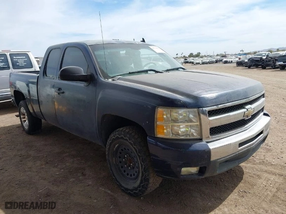 2011 Chevrolet Silverado 1500 LT with VIN 1GCRCSE06BZ210670, listed as a IAAI auction lot 41731033 with 259,099 mi miles. Bid and sale history available at carsss.com. Image 1.