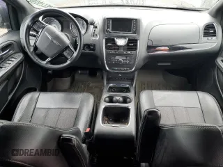 2015 Chrysler Town & Country S with VIN 2C4RC1HG3FR727640, listed as a Copart auction lot 86557734 with Not Provided miles and Salvage Title. Bid and sale history available at DreamBid. Image 8.