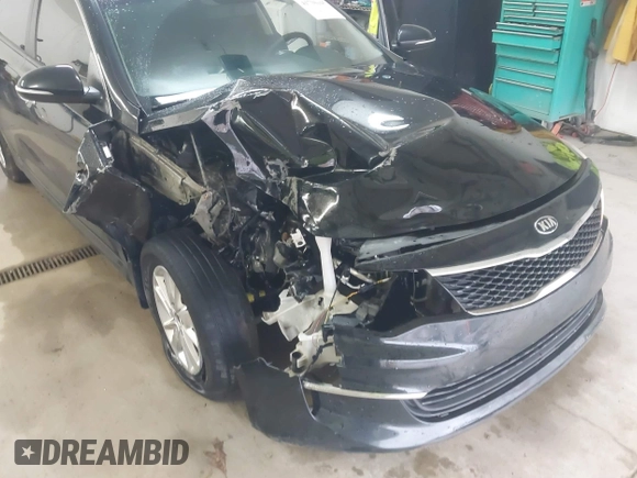 2017 Kia Optima LX with VIN 5XXGT4L3XHG152865, listed as a IAAI auction lot 41730165 with 150,877 mi miles. Bid and sale history available at carsss.com. Image 6.