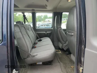 2007 Chevrolet Express Passenger z VIN 1GAHG39U571152181, wystawiony jako Copart lot #56238115 z przebiegiem 170 521 mil mil oraz Czysty tytuł • Clean title. Historia ofert i sprzedaży dostępna na DreamBid. Obrazek 11.
