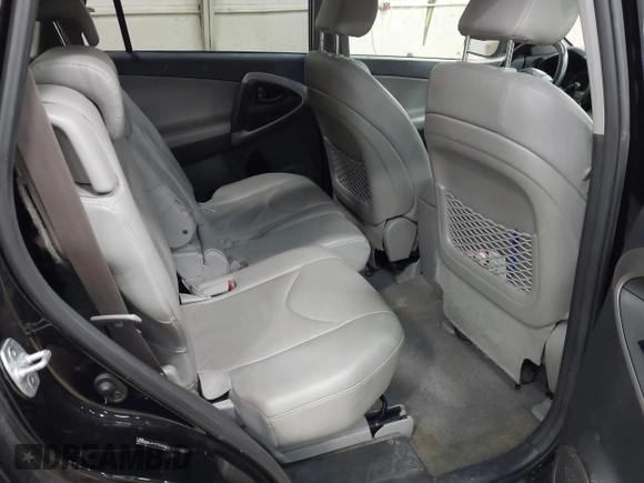 2007 Toyota RAV4 Limited with VIN JTMBK31V176026631, listed as a IAAI auction lot 42071134 with 140,639 mi miles. Bid and sale history available at carsss.com. Image 8.