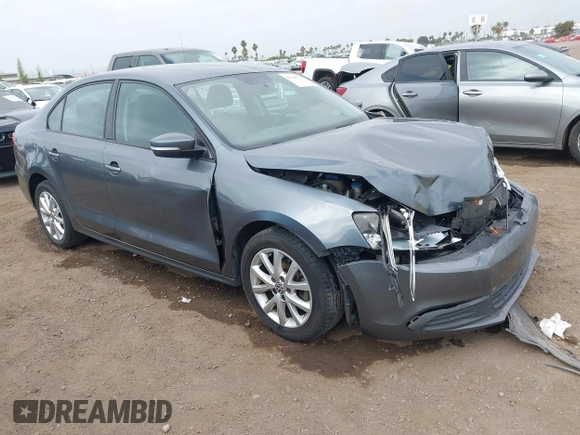 2011 Volkswagen Jetta SE z VIN 3VWDZ7AJ9BM325475, wystawiony jako IAAI lot #42746714 z przebiegiem 241 361 mil mil oraz . Historia ofert i sprzedaży dostępna na DreamBid. Obrazek 1.