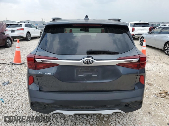 2021 Kia Seltos S with VIN KNDEU2AA4M7129983, listed as a Copart auction lot 55466665 with 65,209 mi miles and Salvage Title. Bid and sale history available at DreamBid. Image 6.