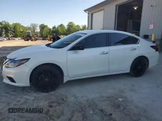 2017 Nissan Altima SV z VIN 1N4AL3AP8HC240860, wystawiony jako Copart lot #53322725 z przebiegiem 100 233 mil mil oraz Szkoda całkowita • Salvage title. Historia ofert i sprzedaży dostępna na DreamBid. Obrazek 1.