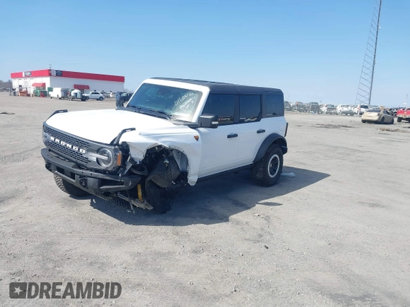 2024 Ford Bronco Badlands с VIN 1FMEE9BP3RLA42126, выставлен на аукционе IAAI как лот 41617420 с пробегом 7 662 миль миль и . История ставок и продаж доступна на DreamBid. Изображение 17.