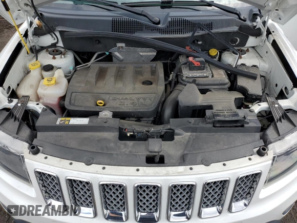 2015 Jeep Compass Latitude with VIN 1C4NJDEB8FD303453, listed as a Copart auction lot 52334755 with 92,005 mi miles and Salvage Title. Bid and sale history available at carsss.com. Image 12.