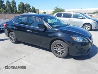 2018 Nissan Sentra S z VIN 3N1AB7AP4JY305904, wystawiony jako IAAI lot #42323203 z przebiegiem 119 159 mil mil oraz . Historia ofert i sprzedaży dostępna na DreamBid. Obrazek 1.
