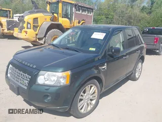 2010 Land Rover LR2 HSE z VIN SALFR2BN8AH170249, wystawiony jako IAAI lot #42244748 z przebiegiem 119 450 mil mil oraz . Historia ofert i sprzedaży dostępna na DreamBid. Obrazek 6.