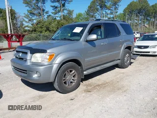 2007 Toyota Sequoia SR5 with VIN 5TDZT34A17S294129, listed as a IAAI auction lot 41880711 with 289,333 mi miles. Bid and sale history available at carsss.com. Image 17.