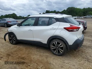 2020 Nissan Kicks SV z VIN 3N1CP5CV6LL546129, wystawiony jako Copart lot #58555745 z przebiegiem 65 440 mil mil oraz Czysty tytuł • Clean title. Historia ofert i sprzedaży dostępna na DreamBid. Obrazek 2.