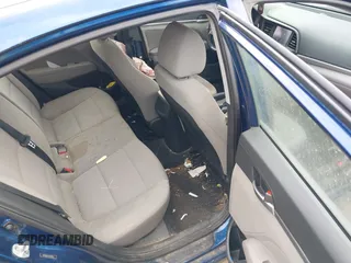 2020 Hyundai Elantra SEL z VIN 5NPD84LFXLH631153, wystawiony jako IAAI lot #41901244 z przebiegiem 48 335 mil mil oraz . Historia ofert i sprzedaży dostępna na DreamBid. Obrazek 8.