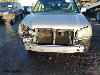 2003 Toyota Highlander with VIN JTEHF21A730098206, listed as a IAAI auction lot 40912312 with 301,948 mi miles. Bid and sale history available at carsss.com. Image 6.