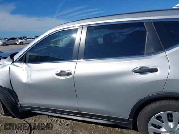 2020 Nissan Rogue SV with VIN JN8AT2MT1LW033932, listed as a IAAI auction lot 41675781 with 67,419 mi miles and . Bid and sale history available at carsss.com. Image 15.