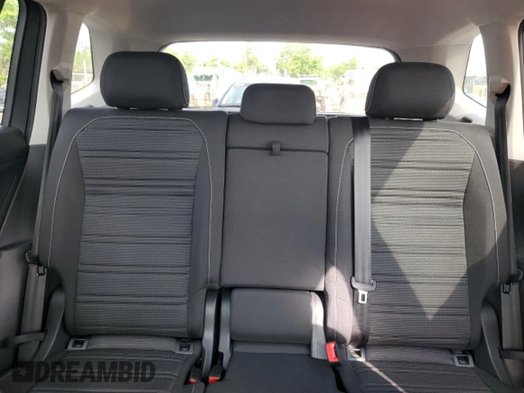 2022 Volkswagen Tiguan S with VIN 3VV0B7AX7NM173857, listed as a Copart auction lot 58382565 with 14,586 mi miles and Salvage title. Bid and sale history available at DreamBid. Image 10.