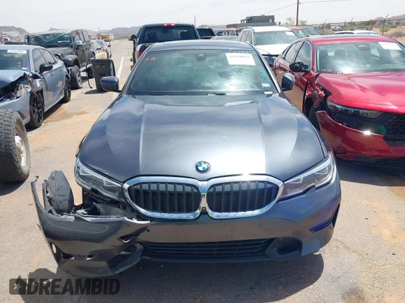 2020 BMW 3 Series 330i с VIN 3MW5R1J07L8B25648, выставлен на аукционе IAAI как лот 42130052 с пробегом 64 662 миль миль и . История ставок и продаж доступна на DreamBid. Изображение 12.