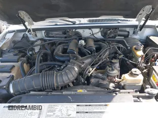 2000 Ford Explorer Eddie Bauer с VIN 1FMDU64E8YZC68666, выставлен на аукционе IAAI как лот 41907569 с пробегом 218 204 миль миль и . История ставок и продаж доступна на DreamBid. Изображение 10.