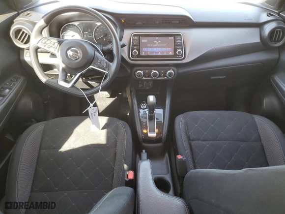 2019 Nissan Kicks SV with VIN 3N1CP5CU4KL559290, listed as a Copart auction lot 44818755 with 33,689 mi miles and Salvage Title. Bid and sale history available at carsss.com. Image 8.
