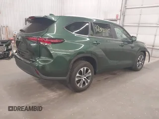 2024 Toyota Highlander LE with VIN 5TDKDRBH5RS539941, listed as a IAAI auction lot 42382715 with 19,188 mi miles and . Bid and sale history available at DreamBid. Image 4.