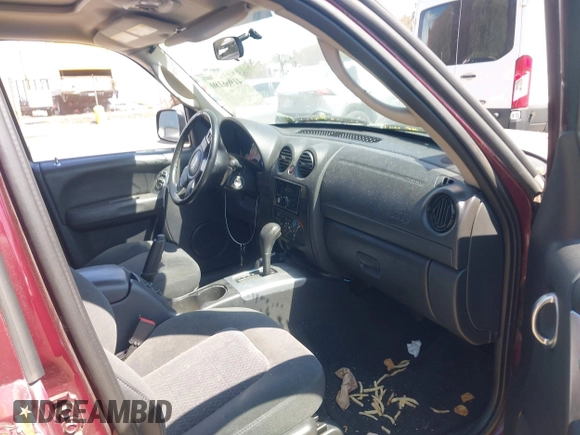 2003 Jeep Liberty Limited z VIN 1J4GL58K73W617304, wystawiony jako IAAI lot #41966180 z przebiegiem 164 981 mil mil oraz . Historia ofert i sprzedaży dostępna na DreamBid. Obrazek 5.