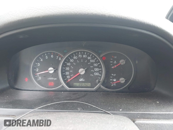 2004 Kia Sedona LX with VIN KNDUP131246567448, listed as a IAAI auction lot 41842992 with 231,424 mi miles. Bid and sale history available at carsss.com. Image 7.