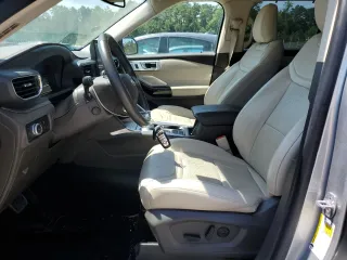 2022 Ford Explorer Platinum с VIN 1FM5K7HC8NGA19347, выставлен на аукционе Copart как лот 62957975 с пробегом 36 962 миль миль и Списание • Salvage title. История ставок и продаж доступна на DreamBid. Изображение 7.