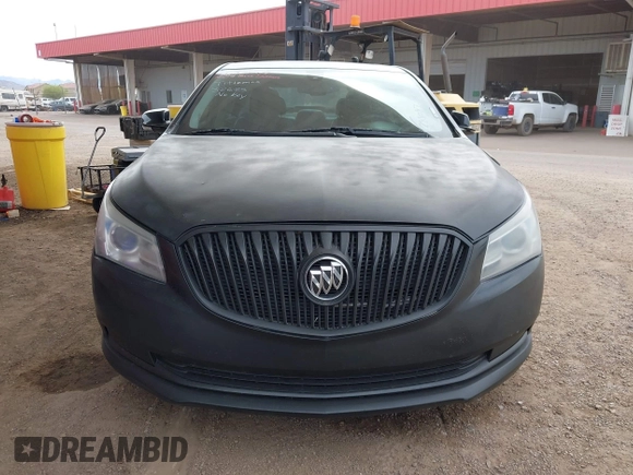 2014 Buick LaCrosse Leather with VIN 1G4GB5G39EF288087, listed as a IAAI auction lot 41897156 with 156,413 mi miles. Bid and sale history available at carsss.com. Image 12.