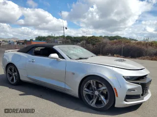 2019 Chevrolet Camaro 2SS with VIN 1G1FH3D74K0115546, listed as a Copart auction lot 77235704 with 64,243 mi miles and Clean Title. Bid and sale history available at carsss.com. Image 4.
