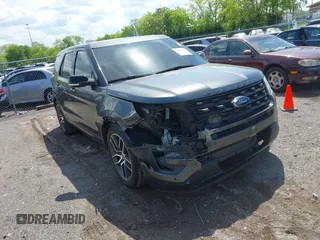 2016 Ford Explorer Sport z VIN 1FM5K8GT4GGC64463, wystawiony jako IAAI lot #42086323 z przebiegiem 142 725 mil mil oraz . Historia ofert i sprzedaży dostępna na DreamBid. Obrazek 1.