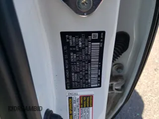 2019 Honda Clarity Plug-In Hybrid Touring with VIN JHMZC5F34KC005974, listed as a Copart auction lot 69631504 with 18,014 mi miles and Salvage Title. Bid and sale history available at carsss.com. Image 12.