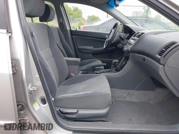 2007 Honda Accord LX z VIN 3HGCM56457G709183, wystawiony jako IAAI lot #42366373 z przebiegiem 150 267 mil mil oraz . Historia ofert i sprzedaży dostępna na DreamBid. Obrazek 5.