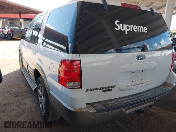 2003 Ford Expedition Eddie Bauer с VIN 1FMPU17L83LC21028, выставлен на аукционе IAAI как лот 42393882 с пробегом 234 568 миль миль и . История ставок и продаж доступна на DreamBid. Изображение 3.
