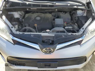 2019 Toyota Sienna LE Auto Access Seat with VIN 5TDKZ3DC9KS018310, listed as a Copart auction lot 55146415 with 117,536 mi miles and Salvage title. Bid and sale history available at DreamBid. Image 12.