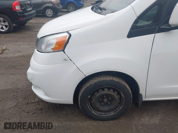 2018 Nissan NV200 S with VIN 3N6CM0KN9JK698433, listed as a IAAI auction lot 42028281 with 309,905 mi miles and . Bid and sale history available at DreamBid. Image 6.