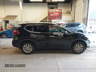 2017 Nissan Rogue SL with VIN 5N1AT2MV1HC752891, listed as a IAAI auction lot 41993353 with 95,948 mi miles. Bid and sale history available at carsss.com. Image 13.